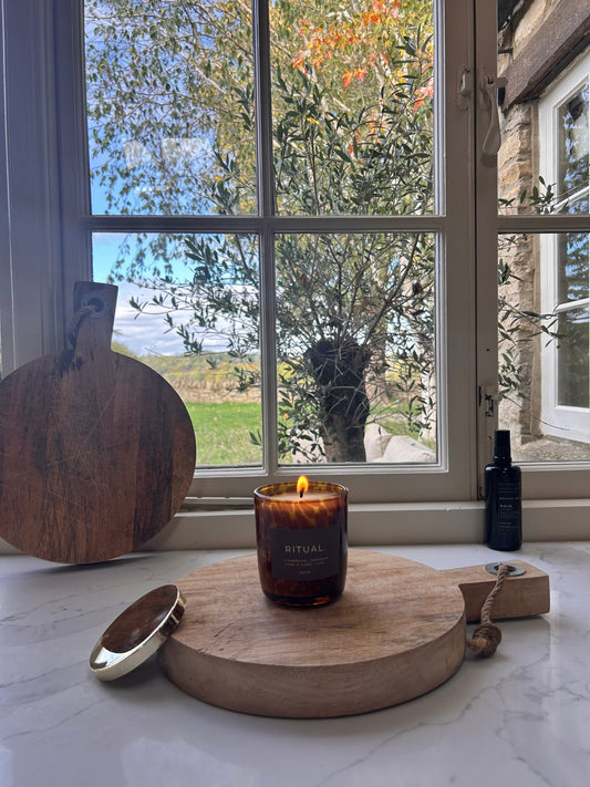 RITUAL | Cedarwood, Cinnamon Bark & Ylang Ylang Candle | Seasonal Candle | 55+ Hour Burn - KALM. Wellbeing Scents