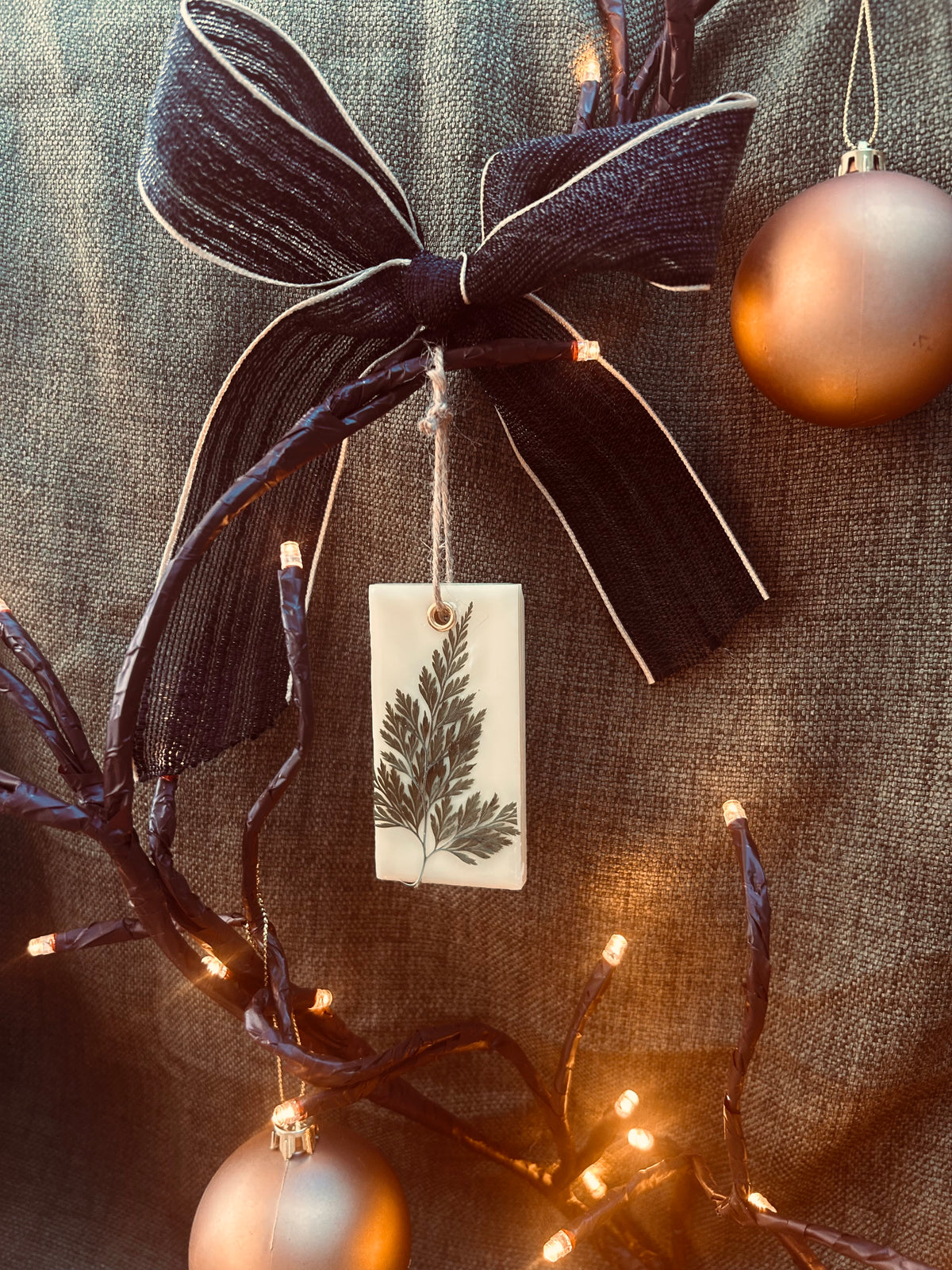 Botanical Hanging Wax Melts | Scented Christmas Decorations - KALM. Wellbeing Scents
