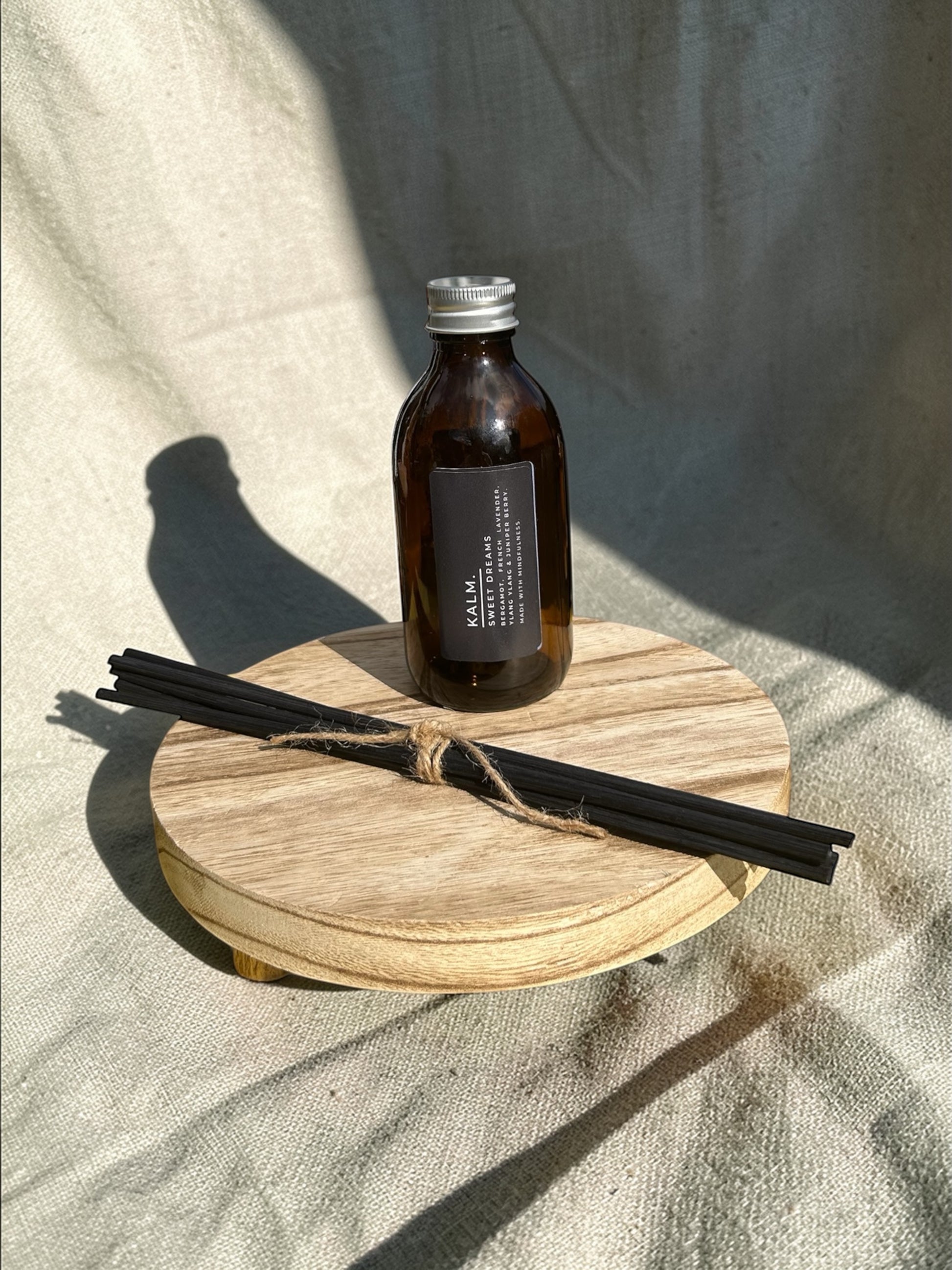 Sweet Dreams Diffuser Refill. Bergamot, French Lavender & Roman Chamomile. - KALM. Wellbeing Scents