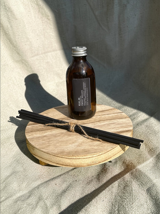 Sweet Dreams Diffuser Refill. Bergamot, French Lavender & Roman Chamomile. - KALM. Wellbeing Scents